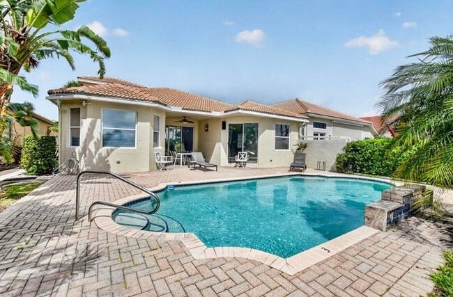 Photo - 7879 Monarch Ct
