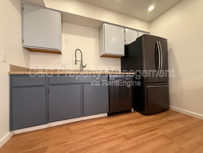 Building Photo - 106 W Rossi St Unit 6 Rental