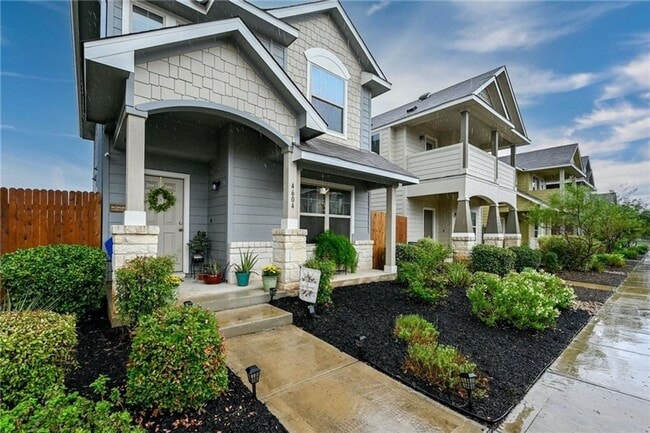 Photo - Beautiful Three Bedroom Home for Rent in Chaparral Crossing