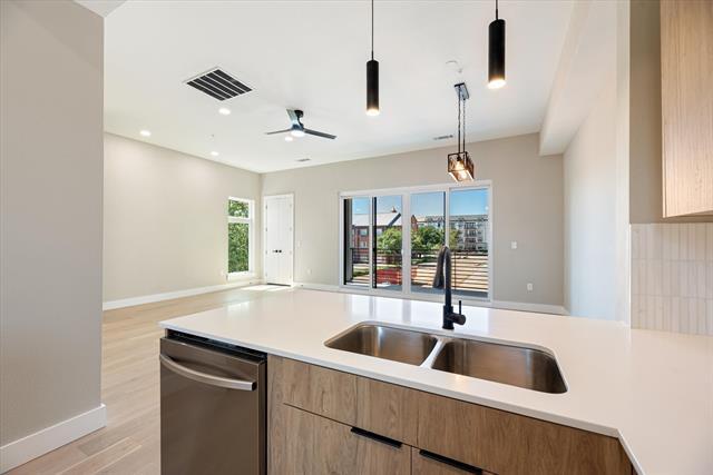 Photo - 4060 Spring Valley Rd
