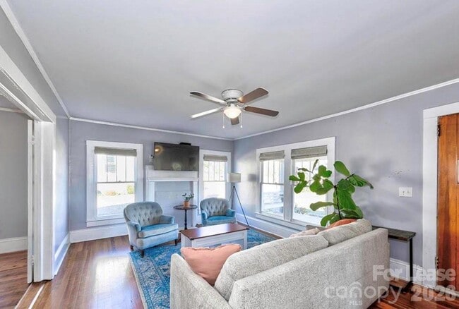 Photo - 508 S Main St