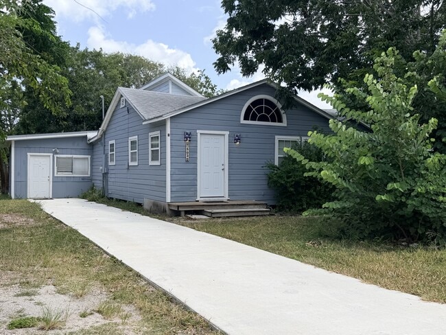 Building Photo - 5030 Bonner Dr