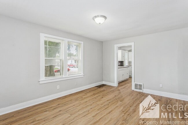 Photo - Great SE 3 bedroom home with many updates
