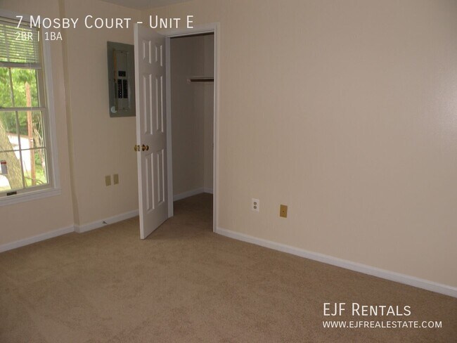 7 Mosby Ct Unit E