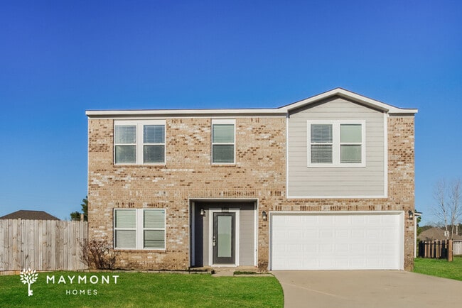 Building Photo - 101 Rein Dance Ln