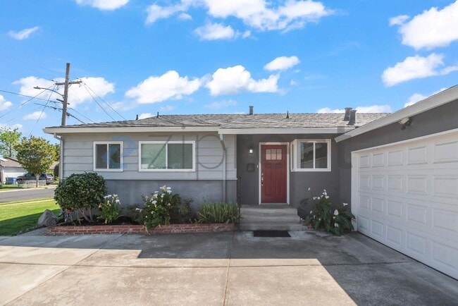 Photo - 6258 Castillon Dr