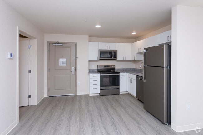 1BR, 1BA