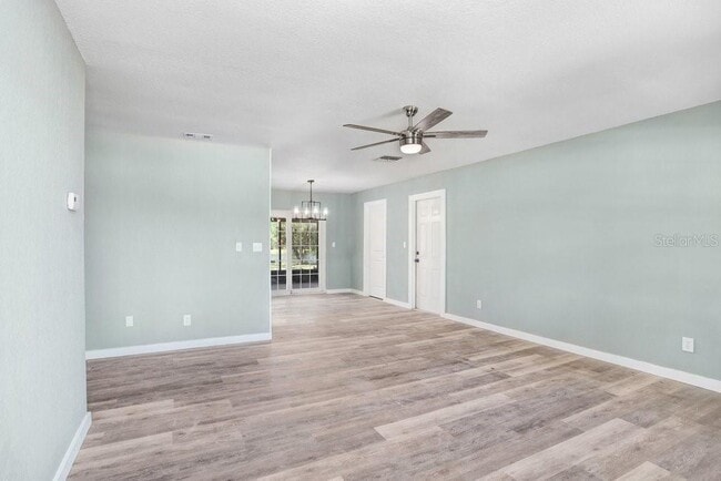 Photo - 10790 92nd St N