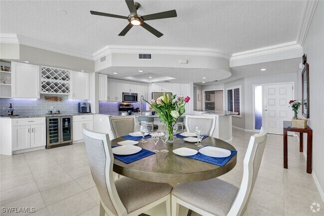 Building Photo - 269 Barefoot Beach Blvd Unit 602 Rental