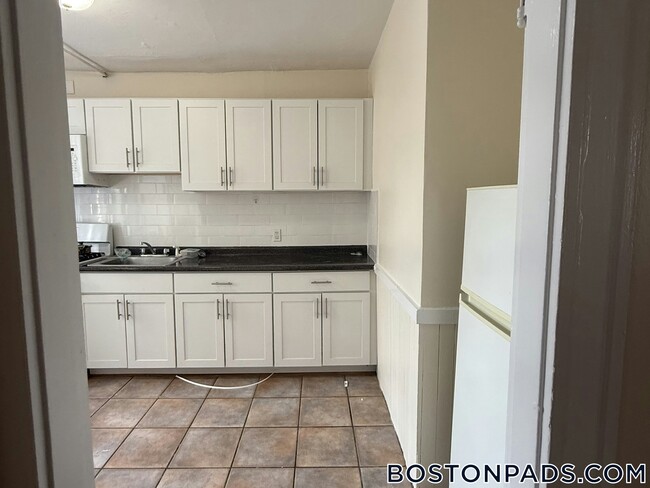 Photo - 520 Cambridge St Unidad 4A