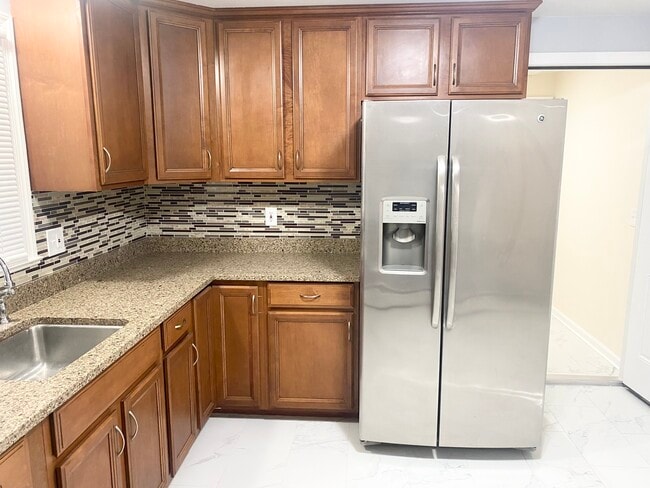 Photo - 317 Alexander Ave Unit 2