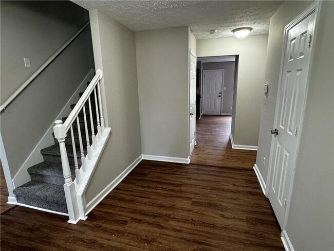 Photo - 2463 Meadow Spring Dr