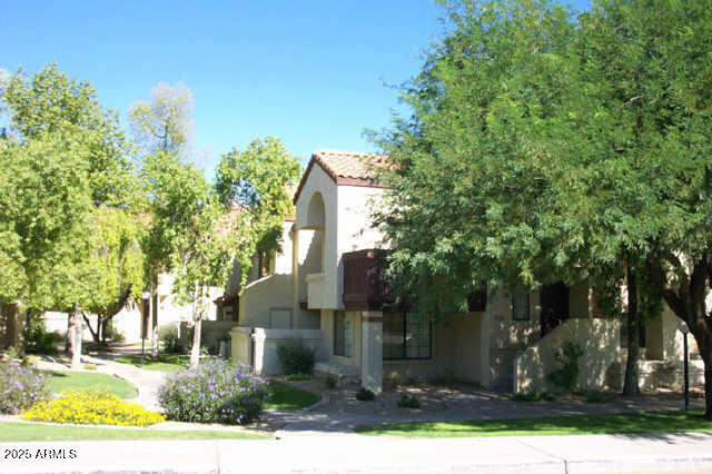 Photo - 925 N College Ave Unidad E217