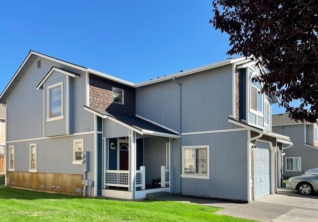 Photo - 2104 N Yellowstone St