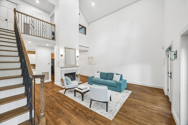 Photo - 6013 Inwood Dr Unidad A