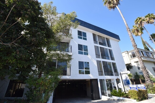 Building Photo - 4215 Mary Ellen Ave Unit 201 Rental