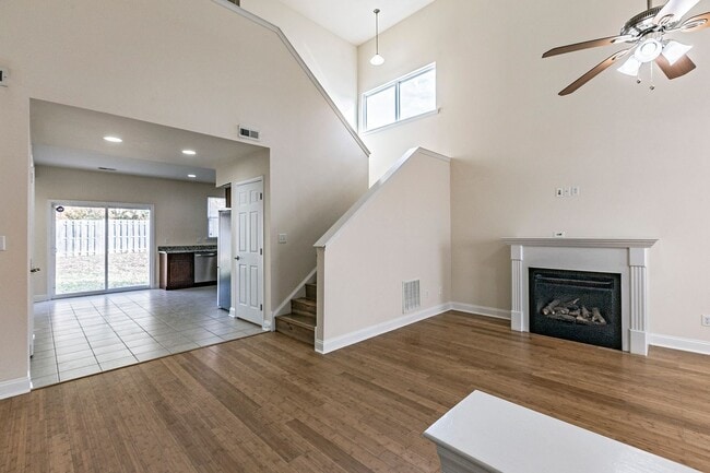 Photo - 3 bedroom, 2 bath in Wilmington