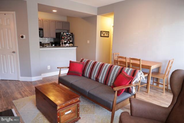 Photo - 3920 Penderview Dr Unit 324