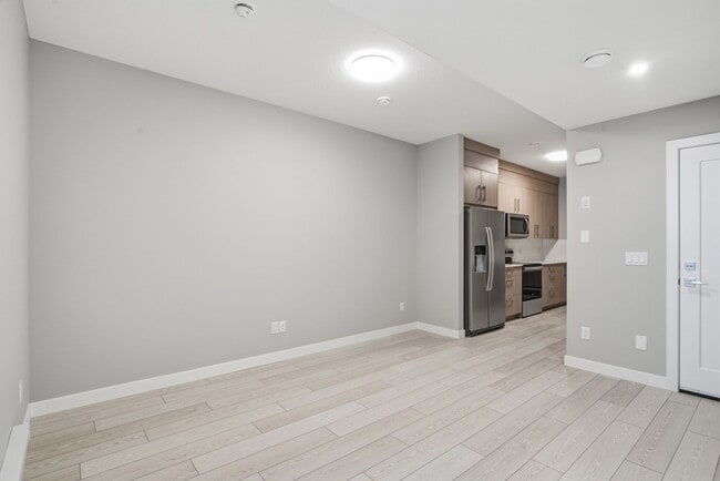 Photo - 9917 Huxbury Dr NE