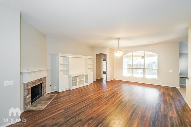 Photo - 818 Cypresswood Bend