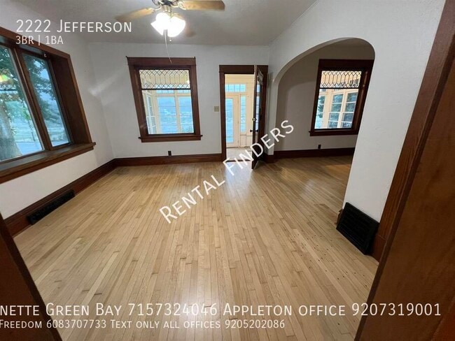 Photo - 2222 Jefferson-