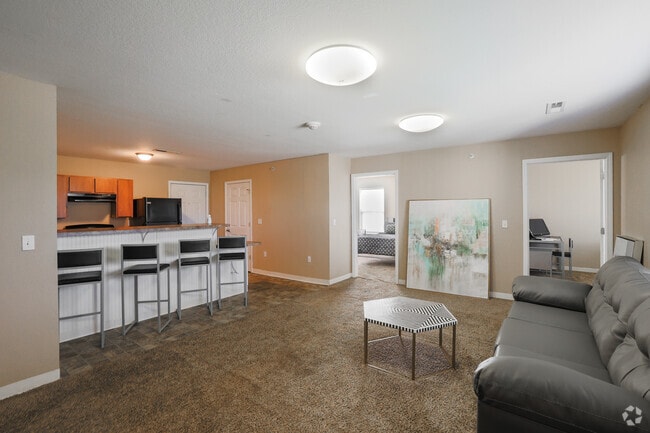 Building Photo - Kansas Villas Rental