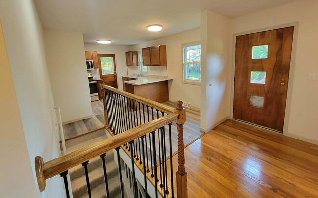 Photo - 209 Wayland St