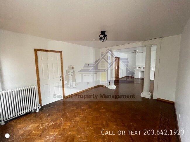 Photo - 617 Elm St