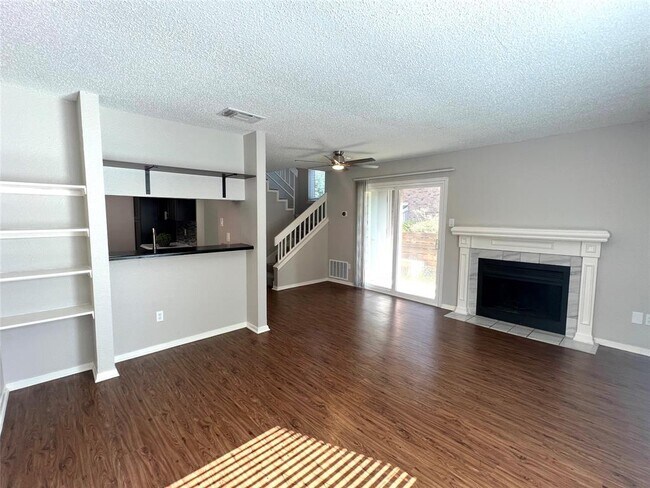 Photo - 2018 W Rundberg Ln Unit 8B