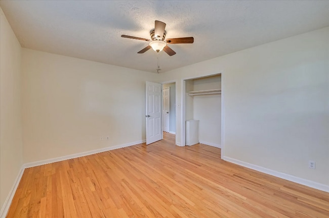 Photo - 103 Adams Ln