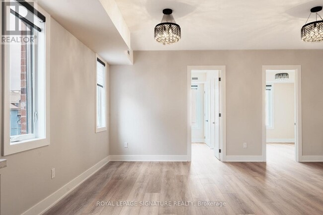 Photo - 5 Mill St N Unit #2