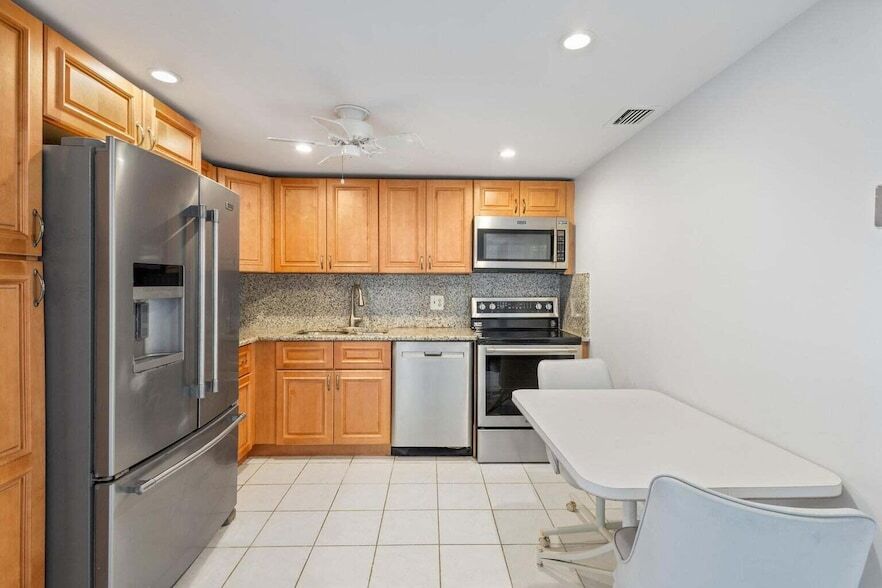 Photo - 304 Imperial Ct