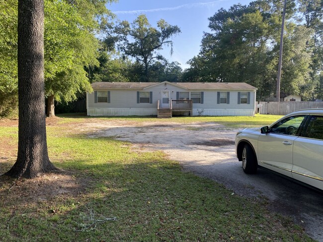 4 Bedroom Double Wide in North Wakulla - 4 Bedroom Double Wide in North Wakulla House