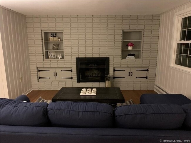 Photo - 5 Meriden Rd