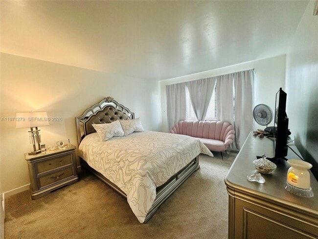 Photo - 301 Golden Isles Dr Unit 114