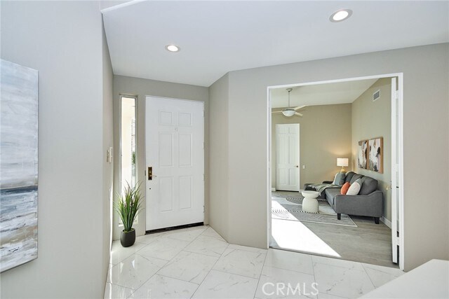 Photo - 44980 Olympic Ct