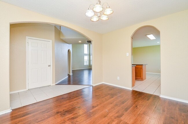 Photo - 6419 Bennington Springs Dr