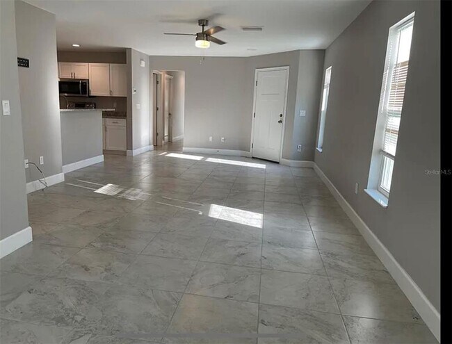 Photo - 157 Boundary Blvd