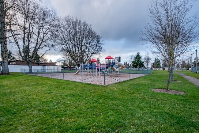 Photo - Must see modern apartment near pickleball courts and community amenities! Unit F