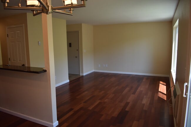 Photo - 200 SW Florence Ave Unidad G11