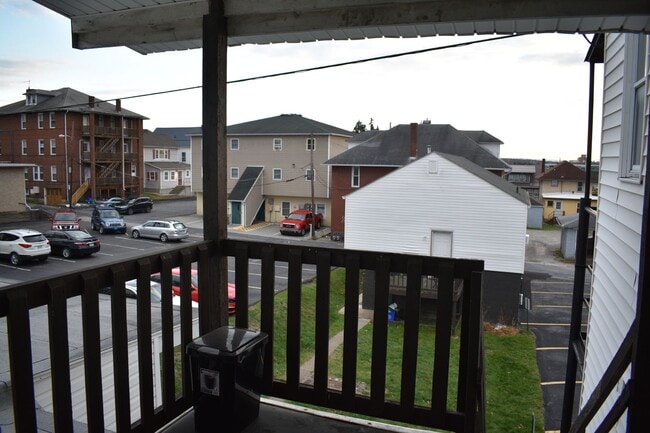 Photo - 726 Ch Unit 726 ADV