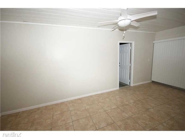 Photo - 5759 SW 61st St