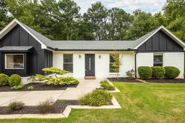 Photo - 1023 Greencliff Rd