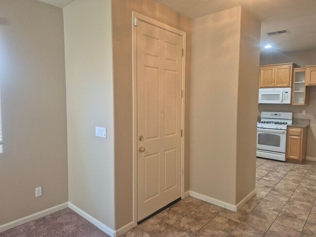 Photo - Adorable 3 bedroom 2.5 bath