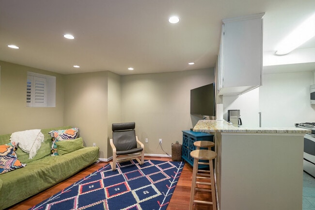 1001 New Hampshire Ave NW Unit SI ID1601870P