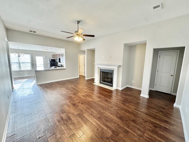 Photo - 4040 Sunset Lake Ln