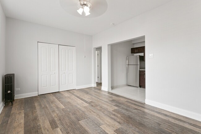 Photo - 1608 W Sherwin Ave Unit 712