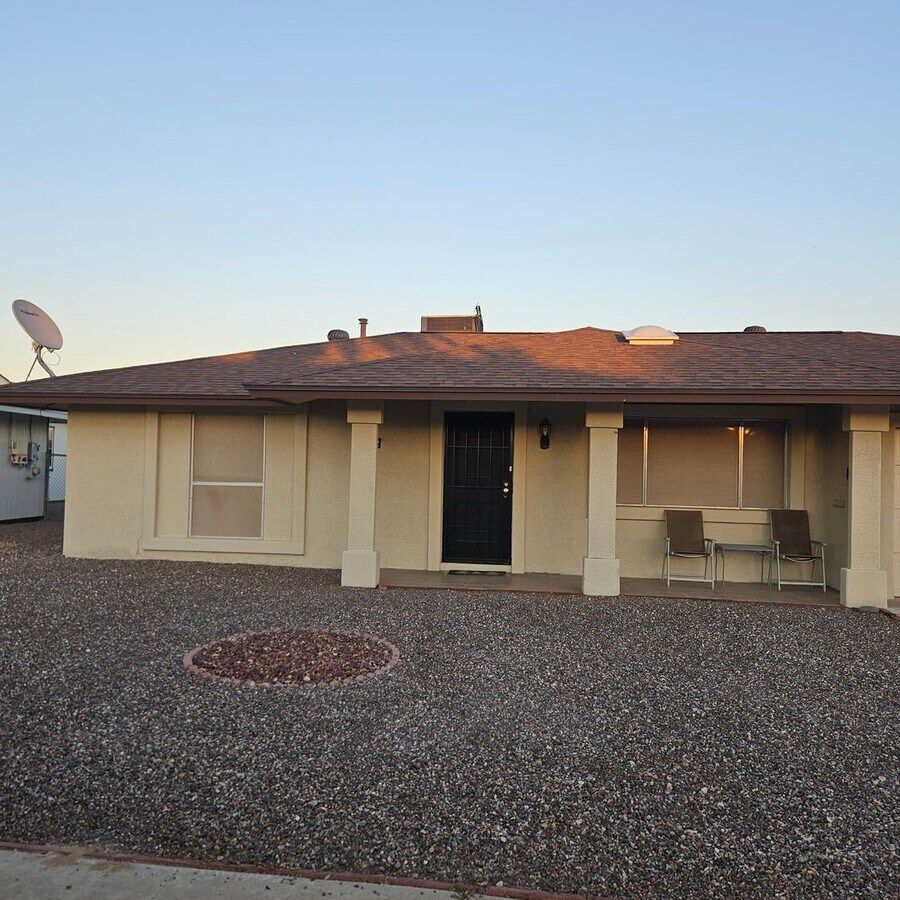 Cozy 2 bedroom Unit in Sun City Community - Cozy 2 bedroom Unit in Sun City Community