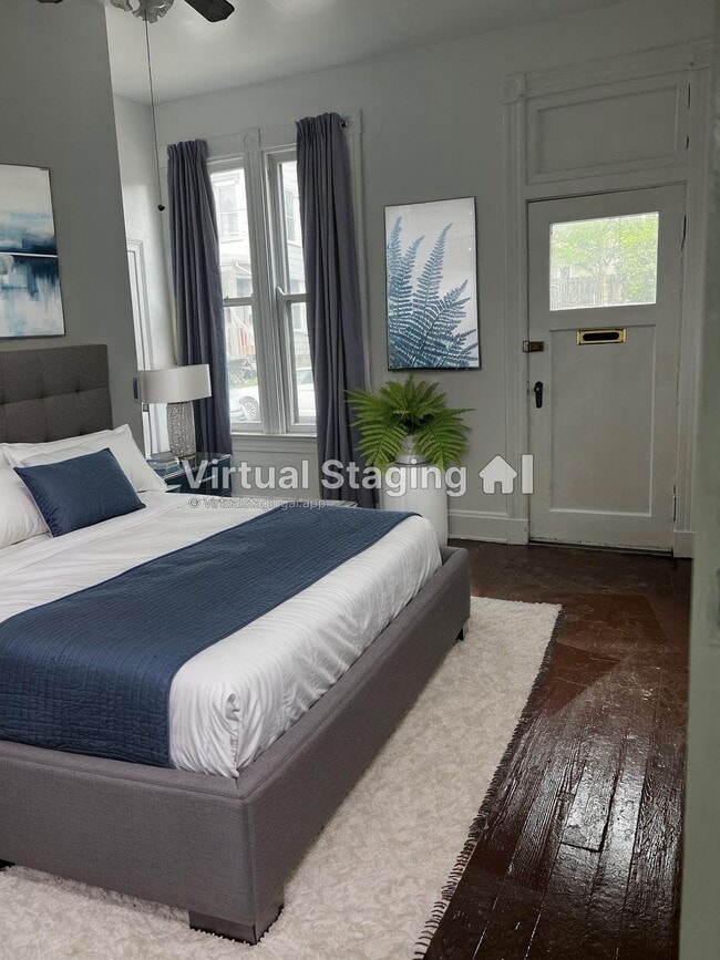 Photo - 2219 Flora St