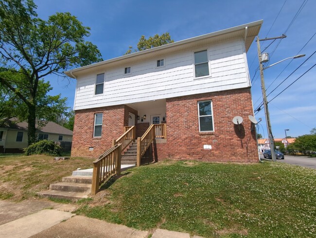 Photo - 2015 Duncan Ave Unit C